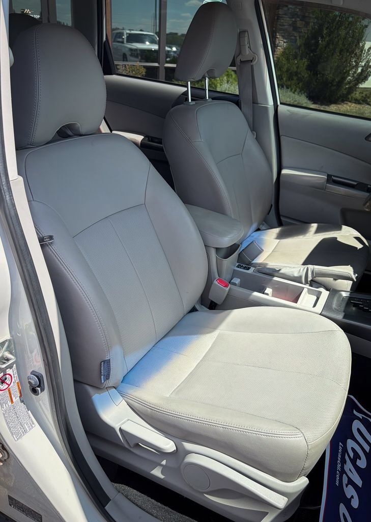 Used 2012 Subaru Forester 2.5X Limited AWD/4WD image 22