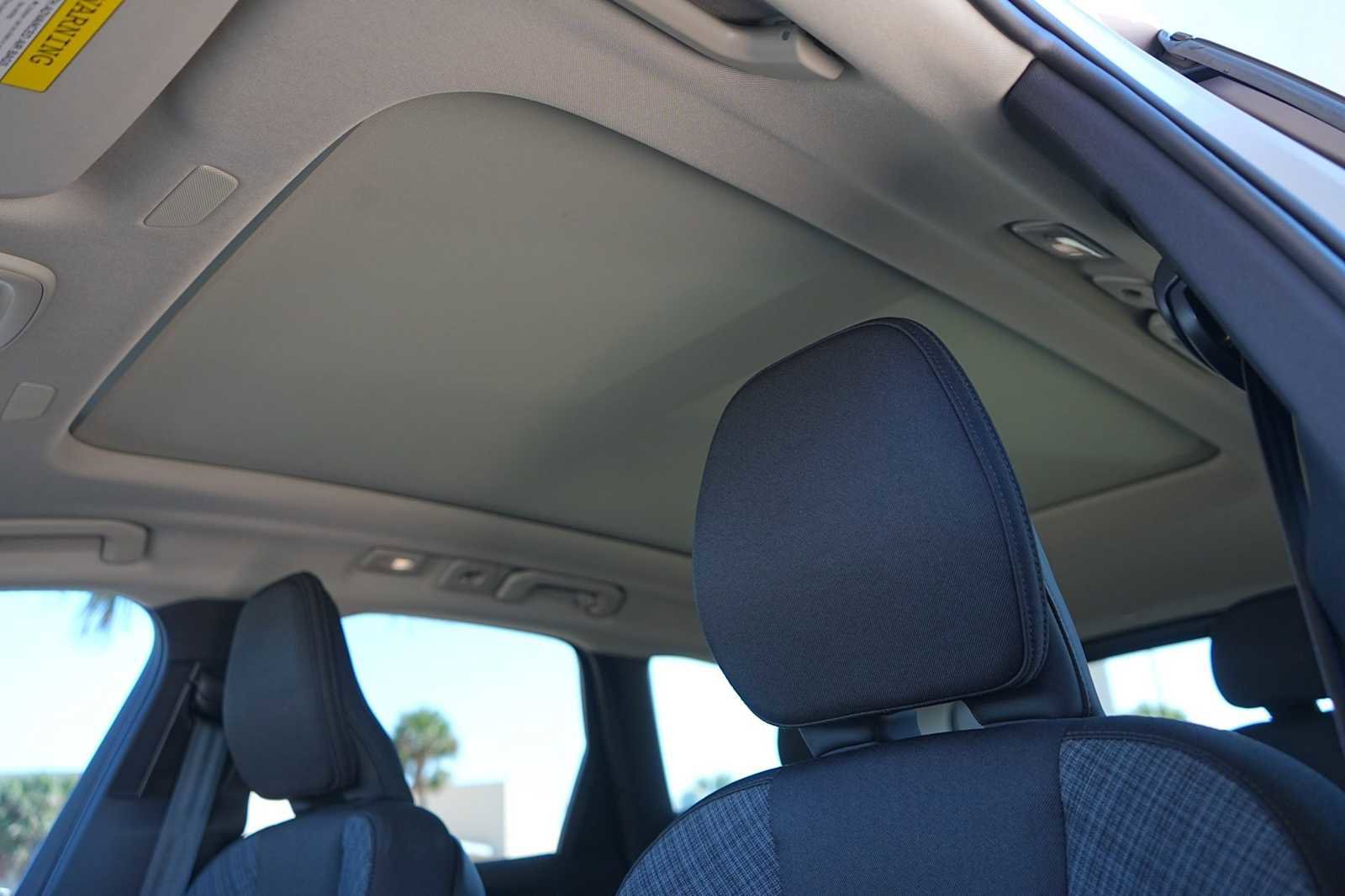 Used 2024 Volvo XC60 B5 Core w/ Protection Package Premier image 25