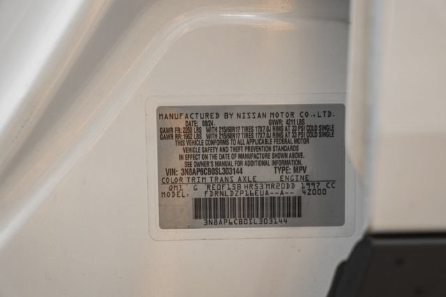 Used 2025 Nissan Kicks SV AWD/4WD image 43