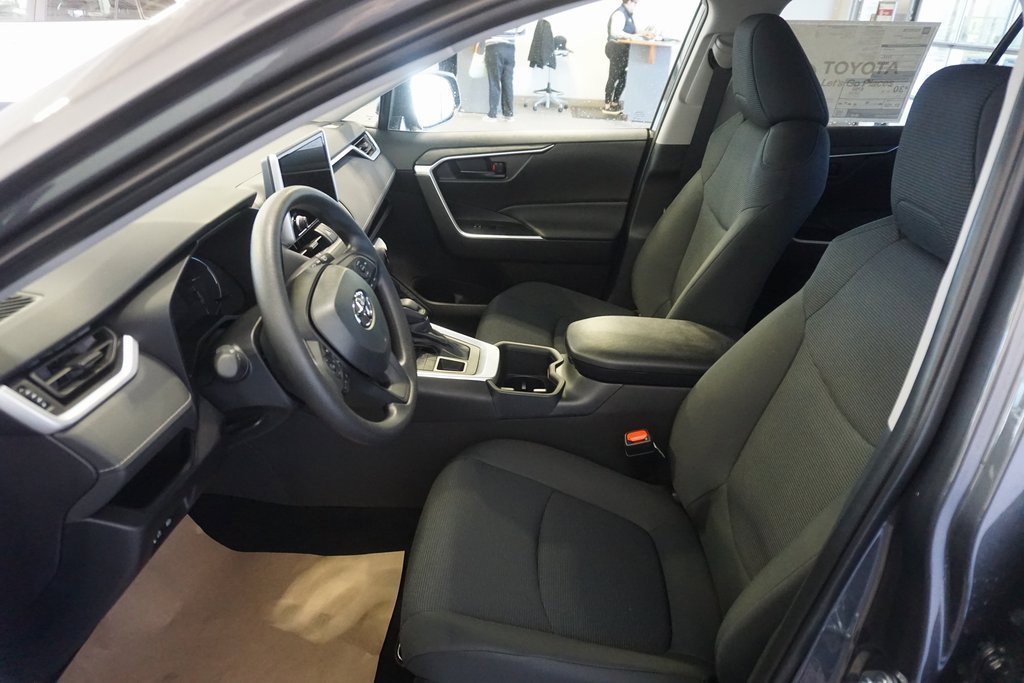 New 2025 Toyota RAV4 LE image 19