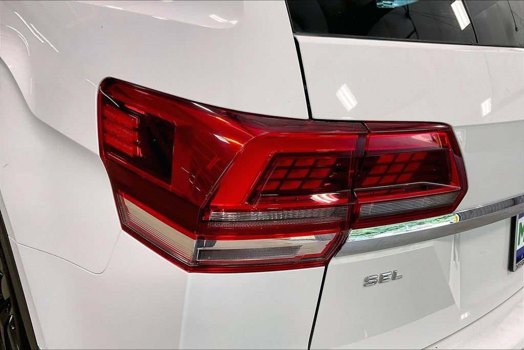 Used 2018 Volkswagen Atlas SEL Premium AWD/4WD image 24