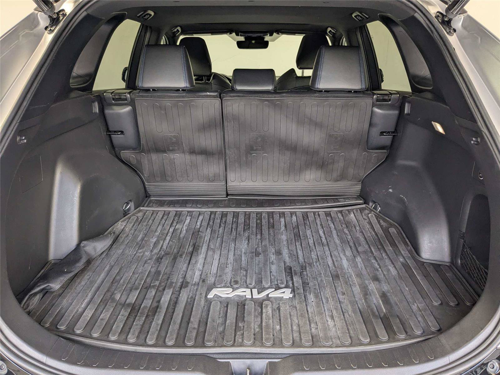 Certified 2022 Toyota RAV4 XSE AWD/4WD image 10