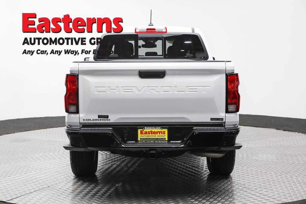 Used 2024 Chevrolet Colorado W/T w/ Technology Package image 6