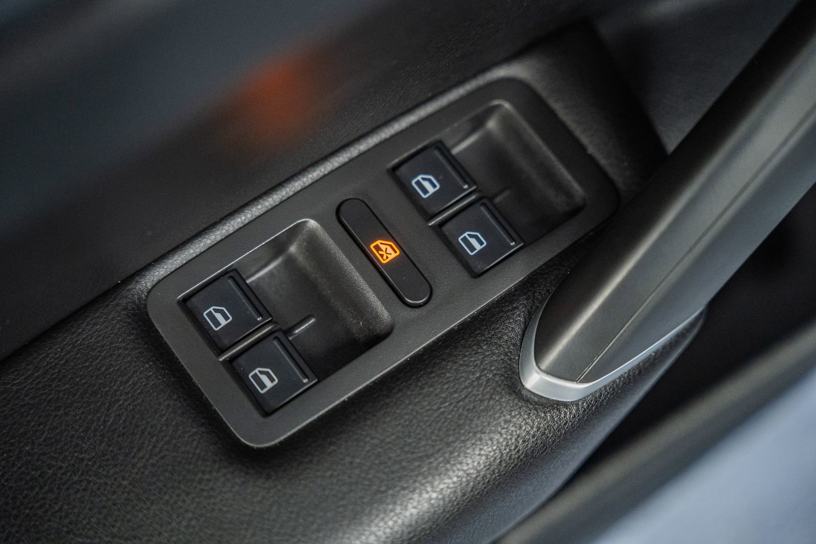 Used 2021 Volkswagen Passat 2.0T R-Line image 40