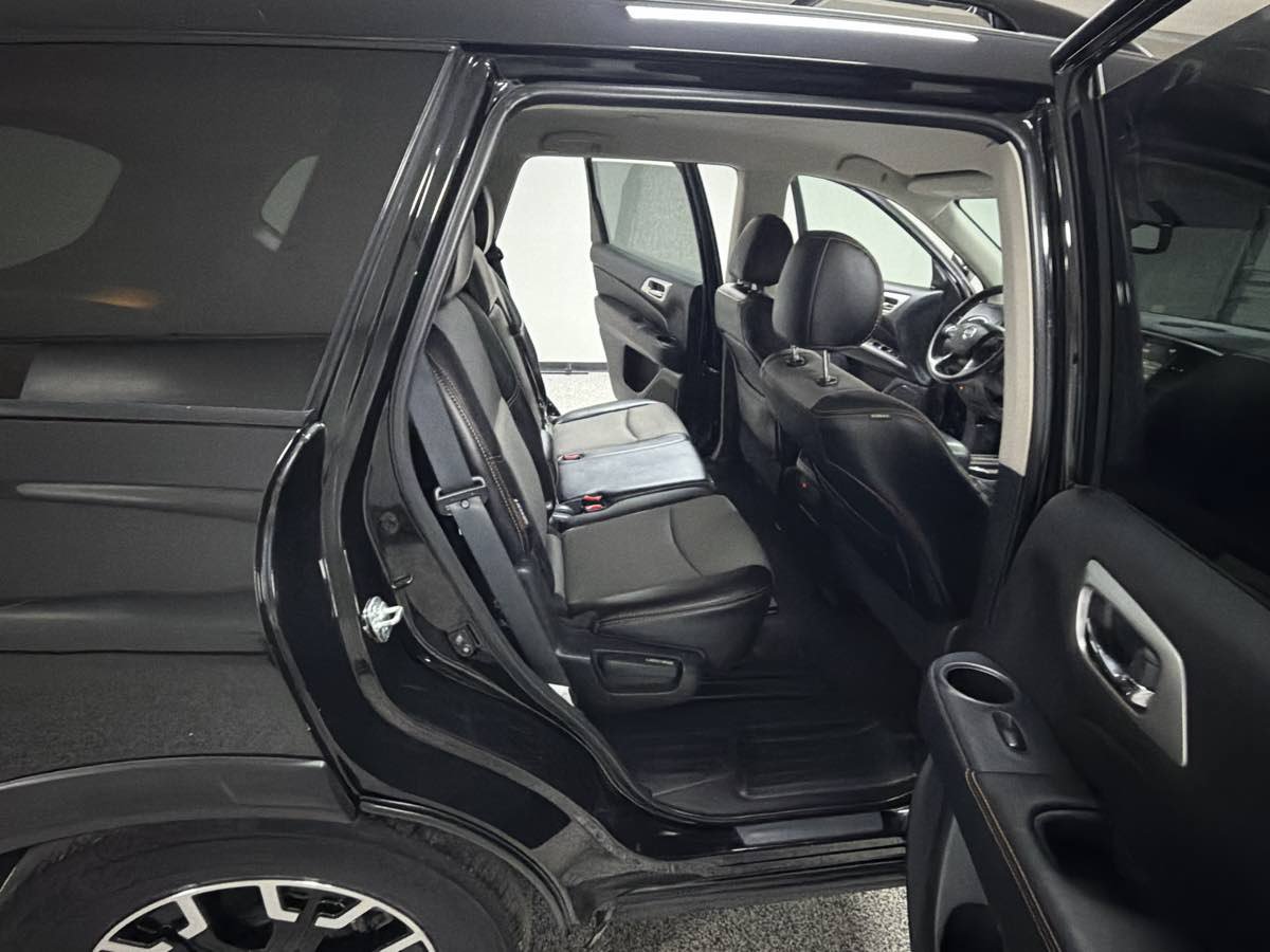Used 2019 Nissan Pathfinder SV w/ Rock Creek Edition FWD image 30