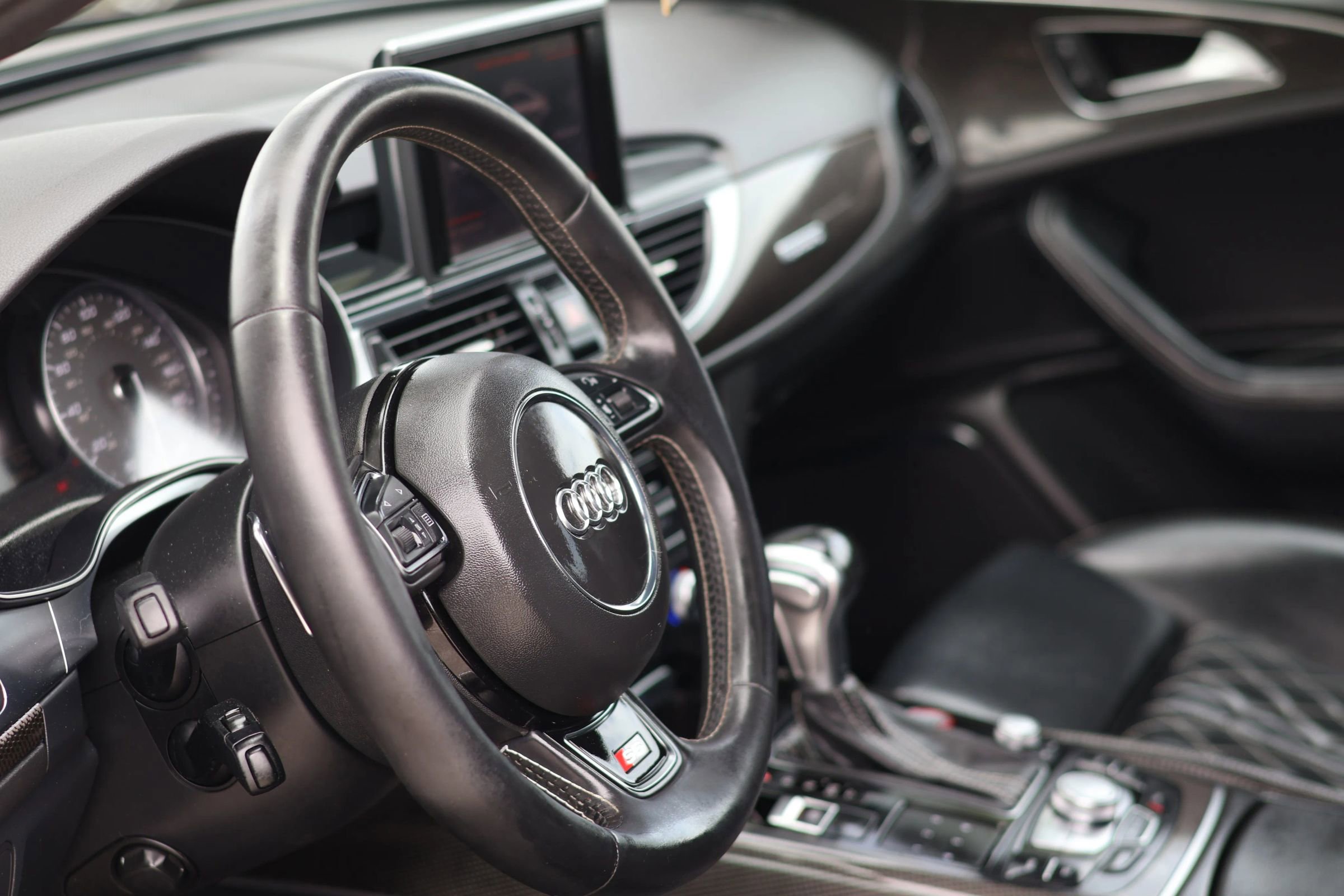 Used 2014 Audi S6 Prestige image 16