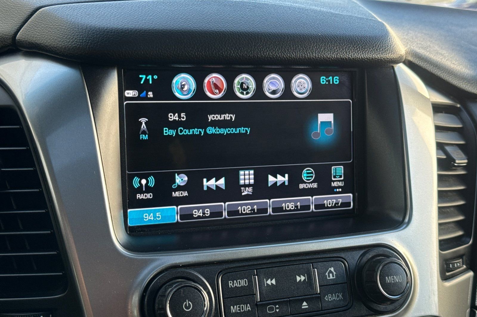 Used 2020 Chevrolet Tahoe LT AWD/4WD image 24