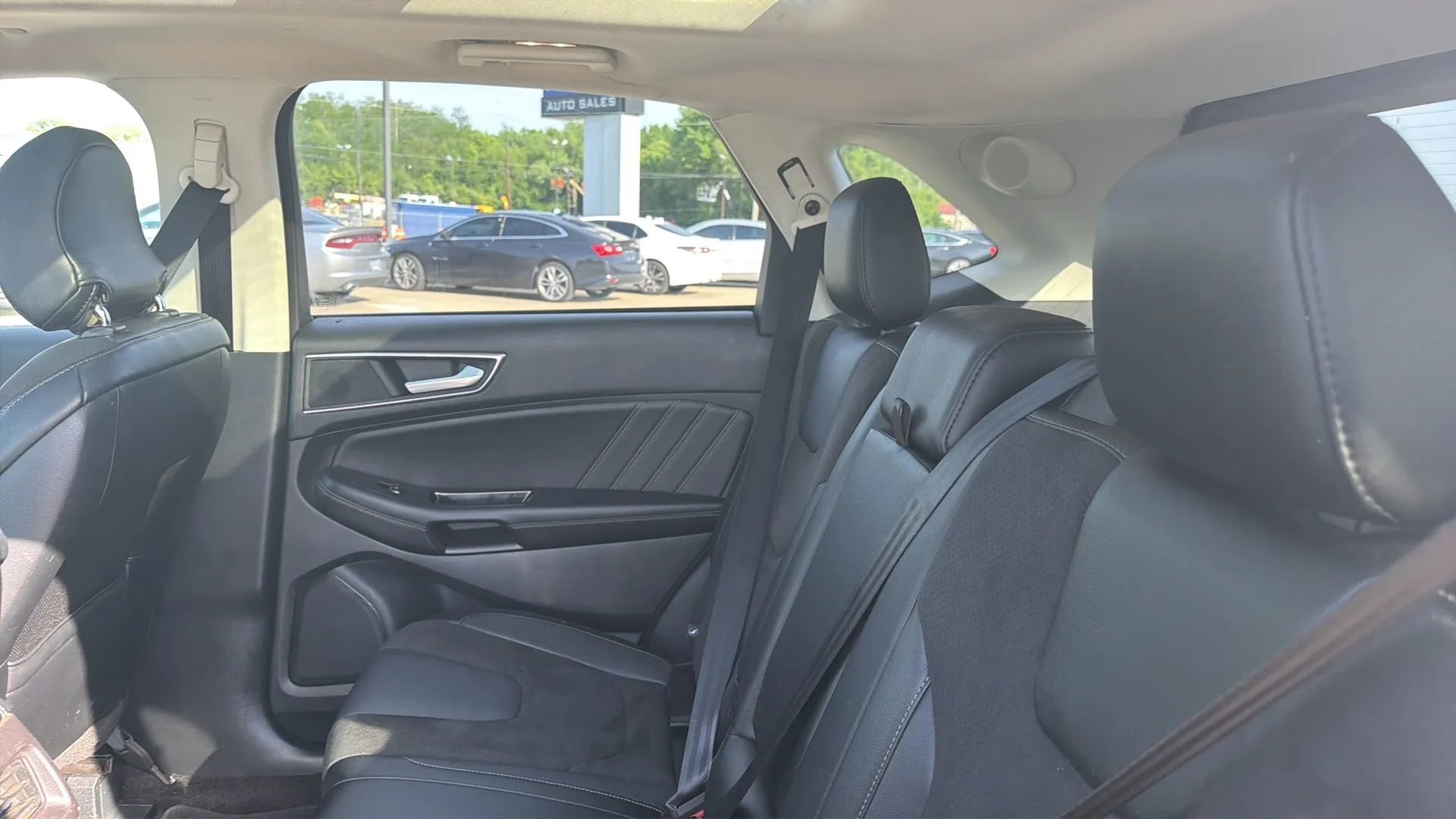 Used 2015 Ford Edge Sport w/ Equipment Group 401A AWD/4WD image 40