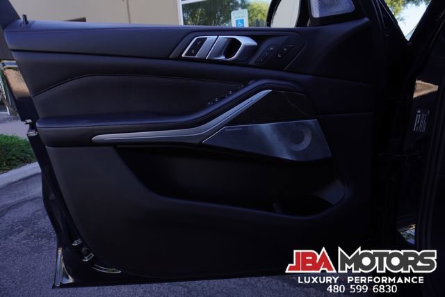 Used 2021 BMW X5 M50i w/ Executive Package image 66
