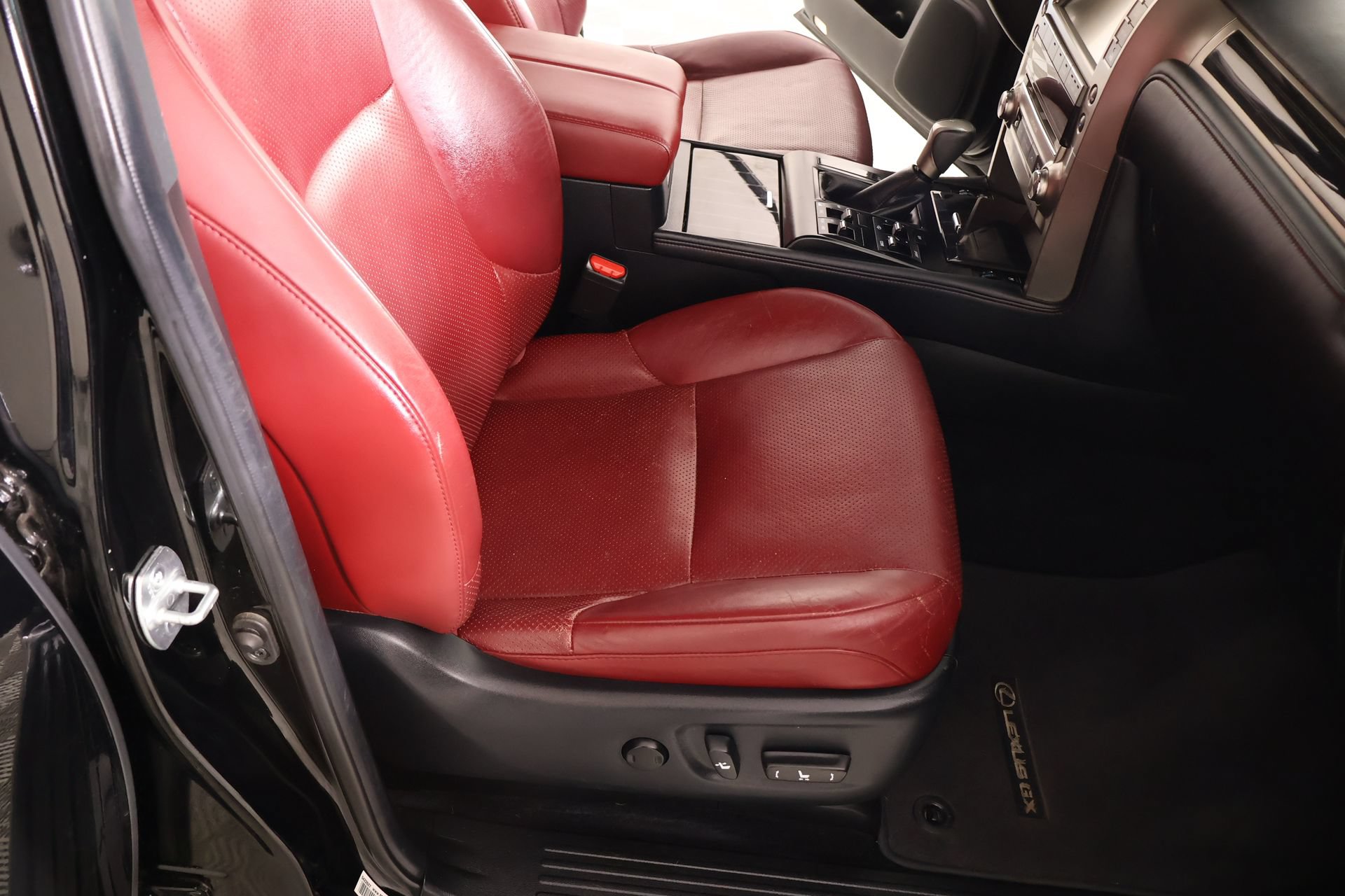 Used 2021 Lexus GX 460 Luxury w/ Accessory Package AWD/4WD image 14