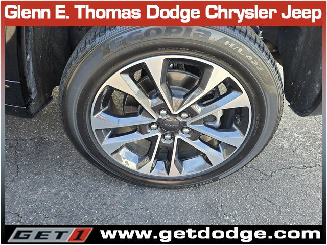 Certified 2023 Jeep Grand Cherokee Overland AWD/4WD image 34