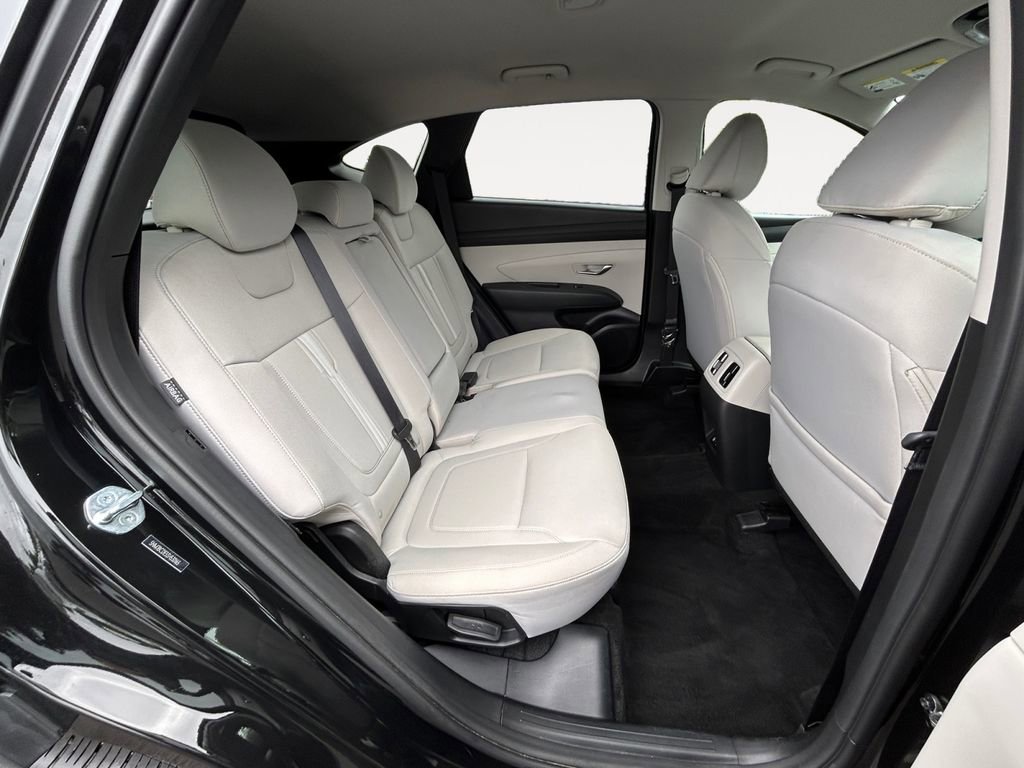 Used 2025 Hyundai Tucson SEL AWD/4WD image 24