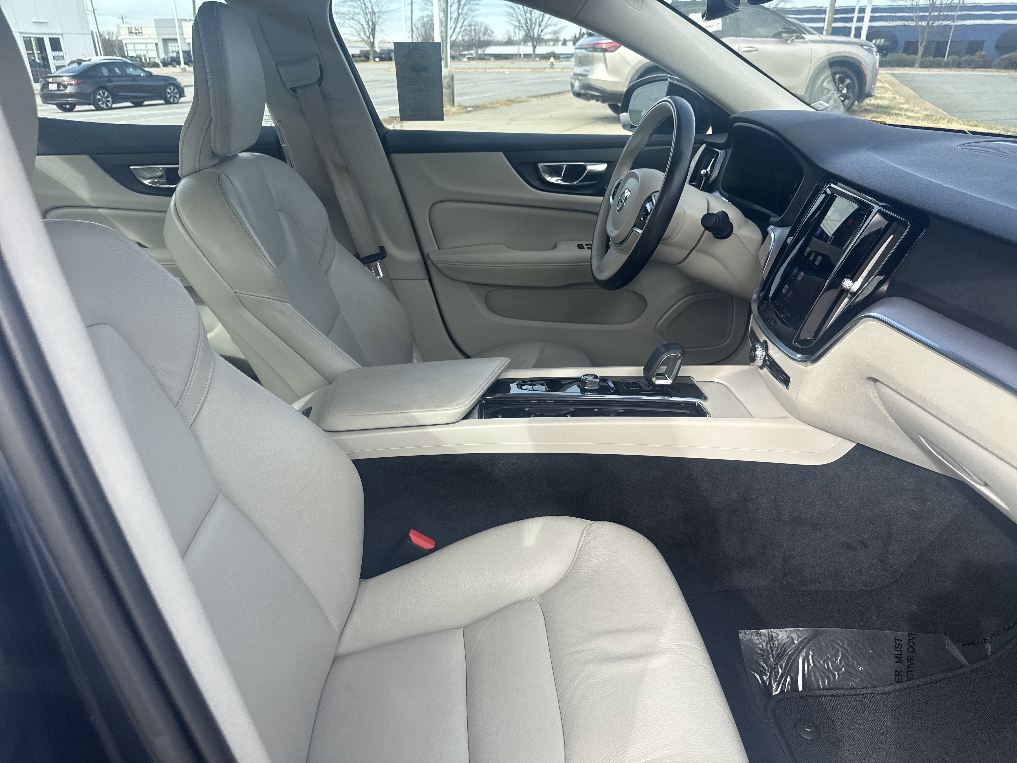 Used 2024 Volvo S60 B5 Core image 18