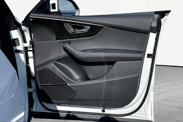 New 2026 Audi Q8 Premium Plus AWD/4WD image 19