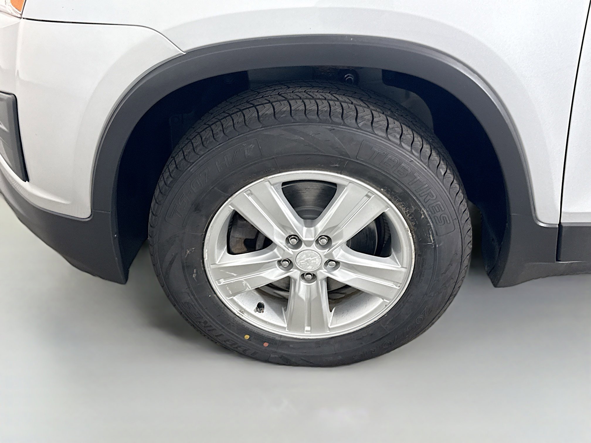Used 2016 Chevrolet Trax LT w/ LT Sun and Sound Package image 37