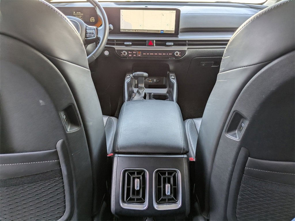 Used 2024 Kia Sorento S image 31