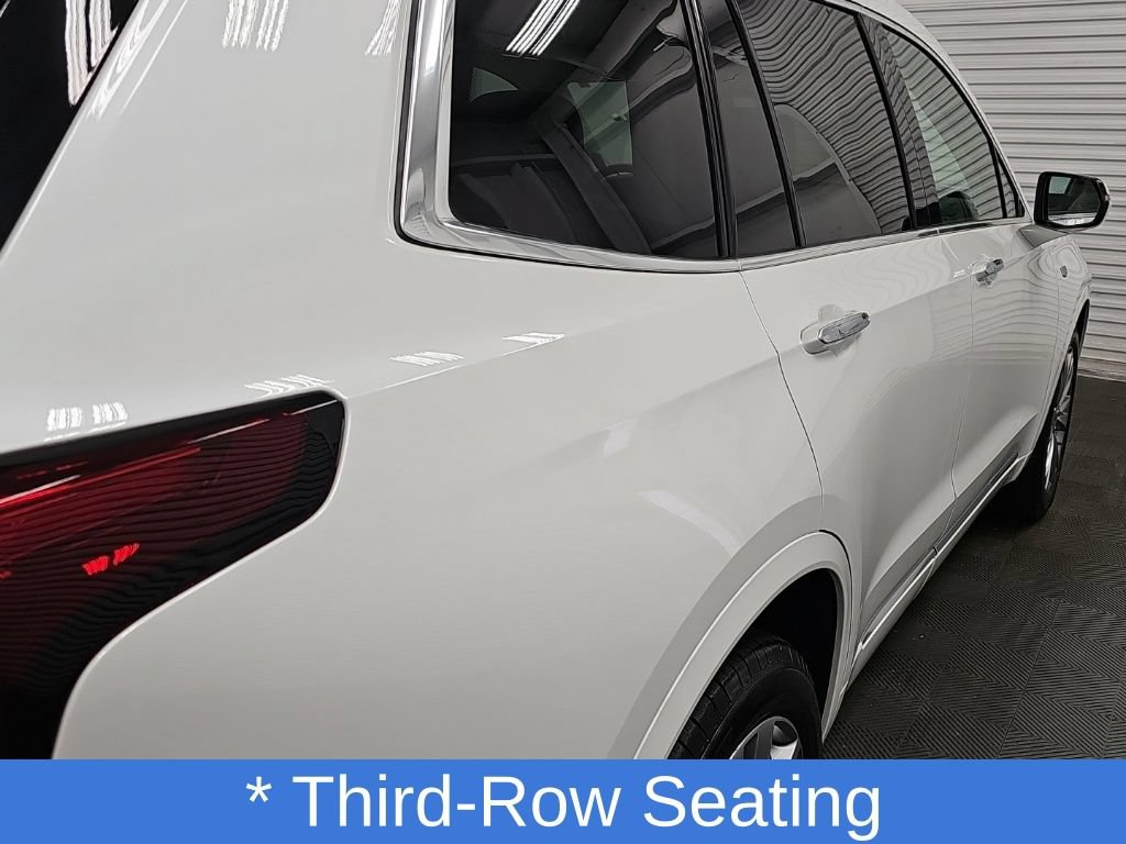 Used 2024 Cadillac XT6 Premium Luxury AWD/4WD image 11