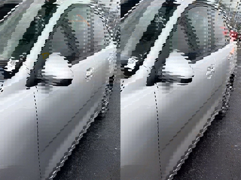 Used 2023 Kia Rio LX image 5