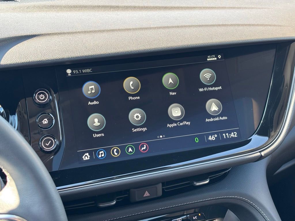 Used 2023 Buick Envision Avenir image 33