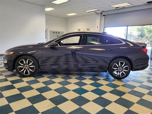 Used 2025 Chevrolet Malibu RS image 4
