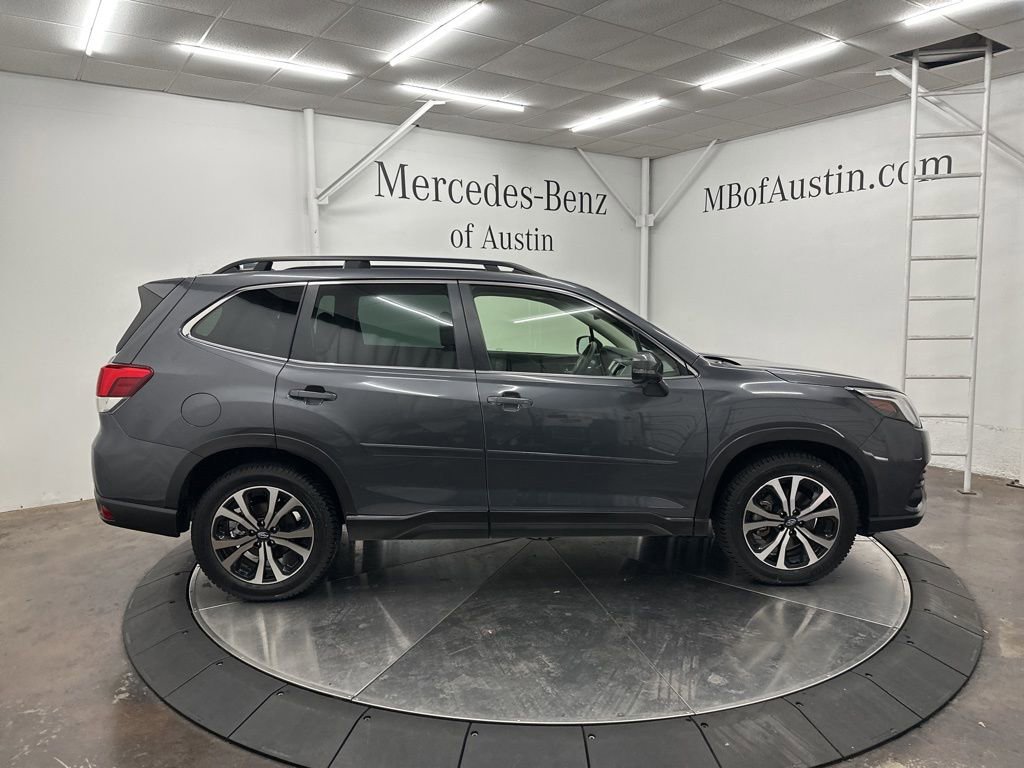 Used 2022 Subaru Forester Limited image 8