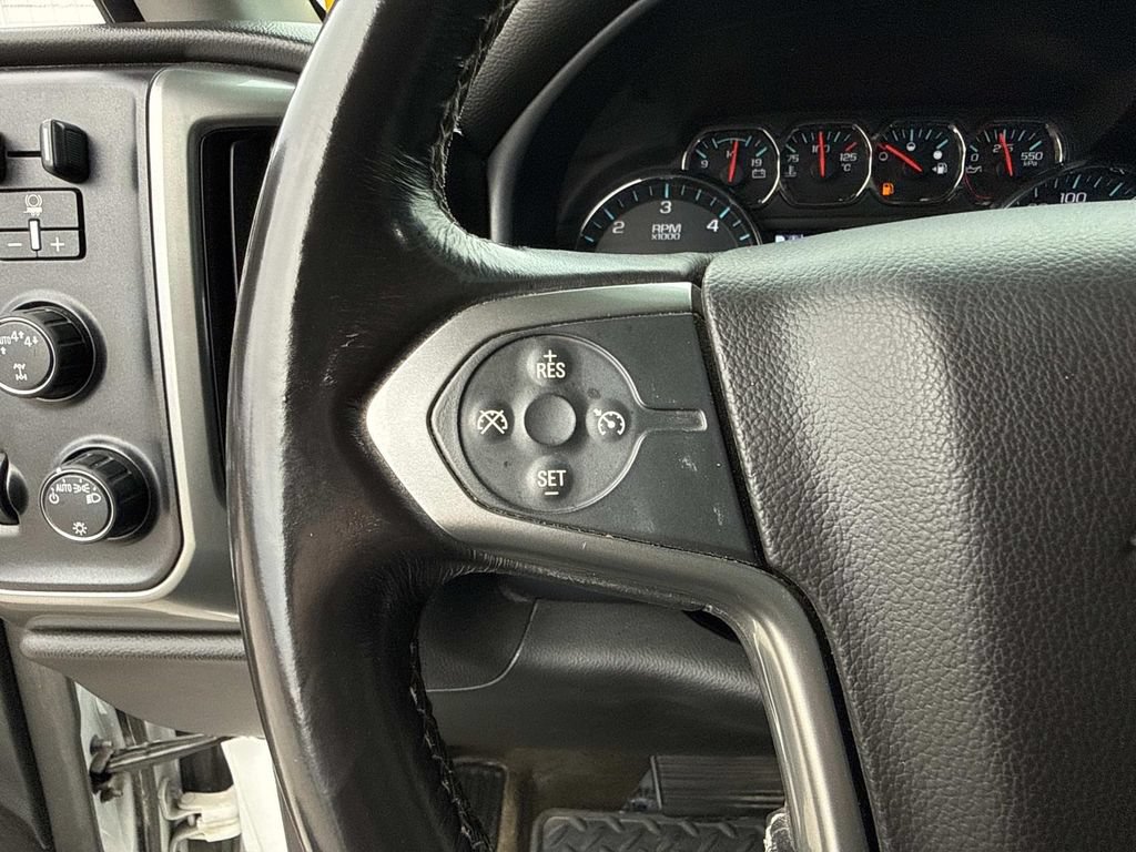 Used 2018 Chevrolet Silverado 1500 LT w/ Trailering Package AWD/4WD image 14