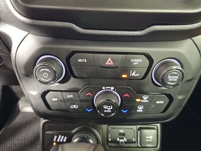 Used 2021 Jeep Renegade Latitude image 22