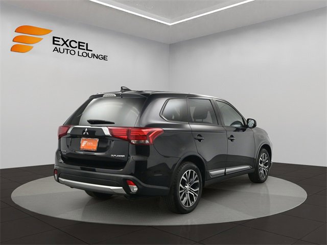 Used 2018 Mitsubishi Outlander SE image 5
