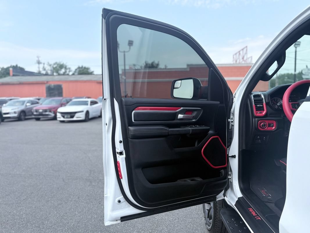 Used 2020 RAM 1500 Big Horn AWD/4WD image 35