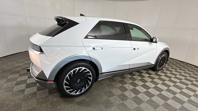 Used 2024 Hyundai Ioniq 5 Limited AWD/4WD image 2