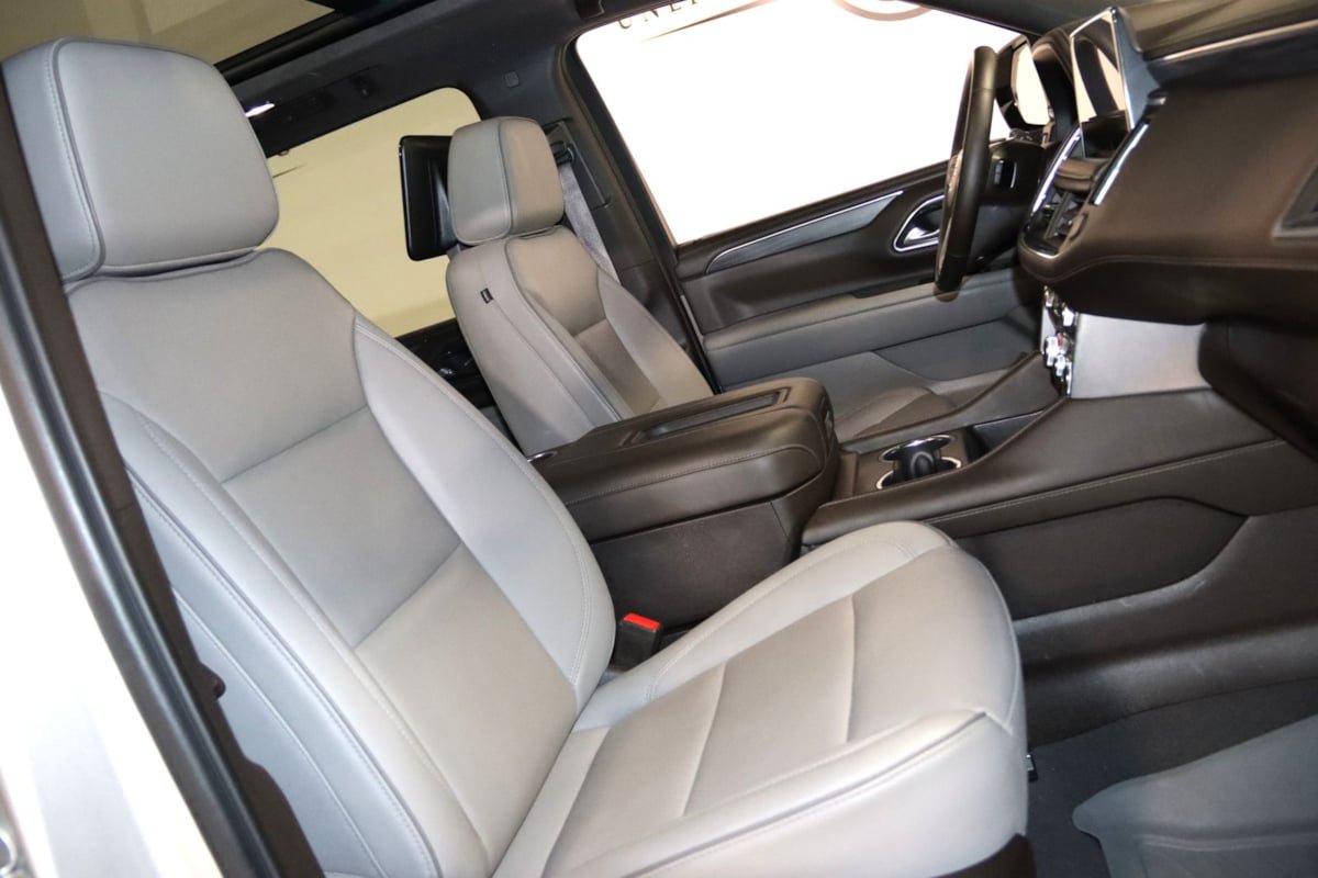 Used 2023 GMC Yukon XL SLT w/ SLT Premium Package AWD/4WD image 74