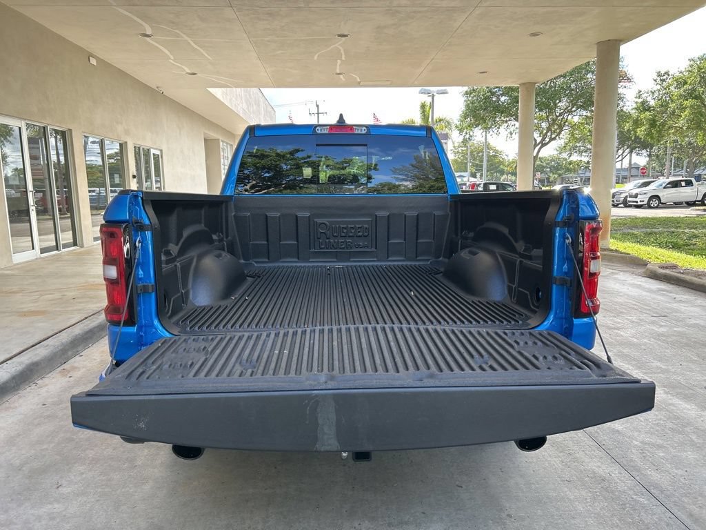 Used 2025 RAM 1500 Big Horn AWD/4WD image 38