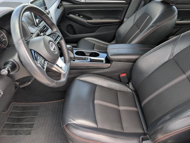 Used 2024 Nissan Altima 2.5 SR FWD image 14