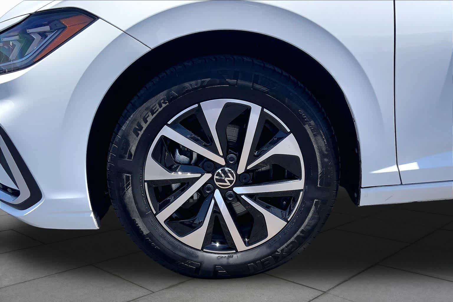 Used 2025 Volkswagen Jetta S FWD image 11