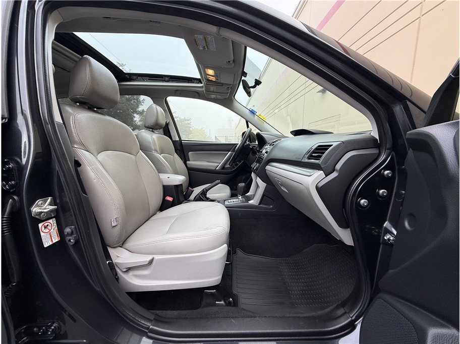 Used 2015 Subaru Forester 2.5i Premium image 12
