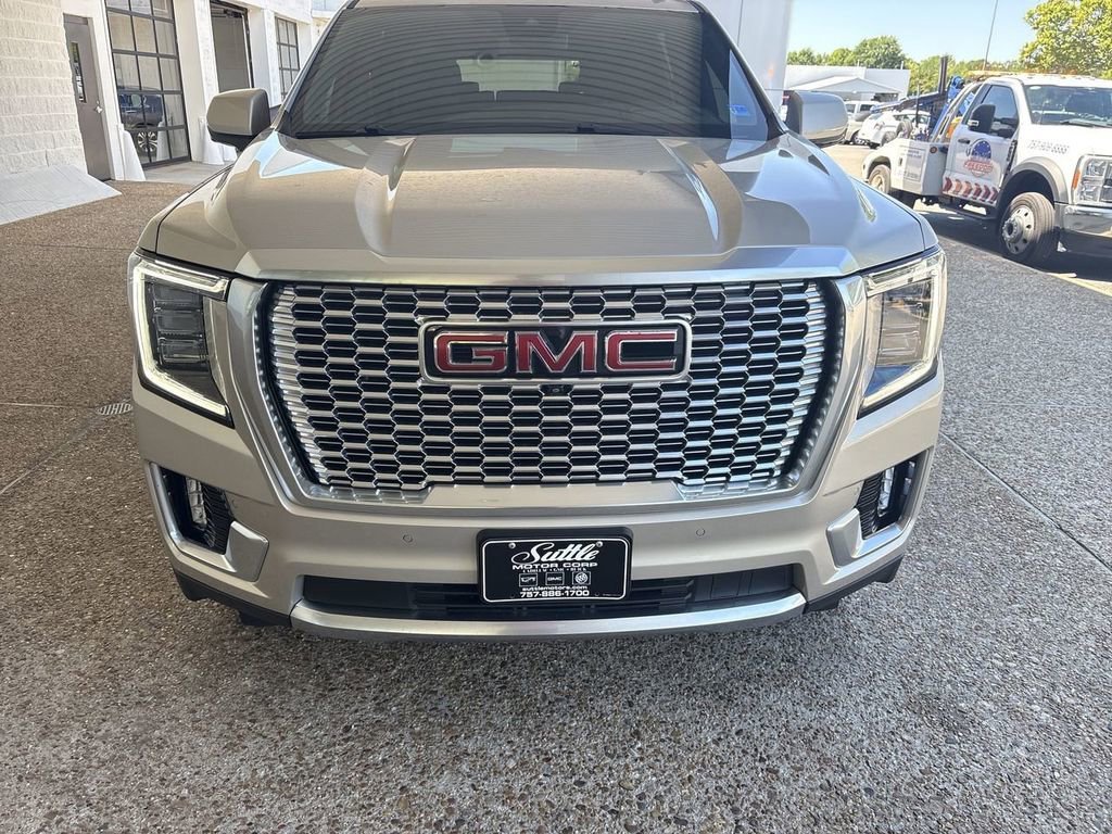Certified 2024 GMC Yukon XL Denali w/ Max Trailering Package AWD/4WD image 32