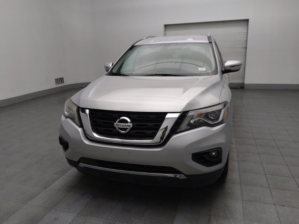 Used 2020 Nissan Pathfinder SV image 15