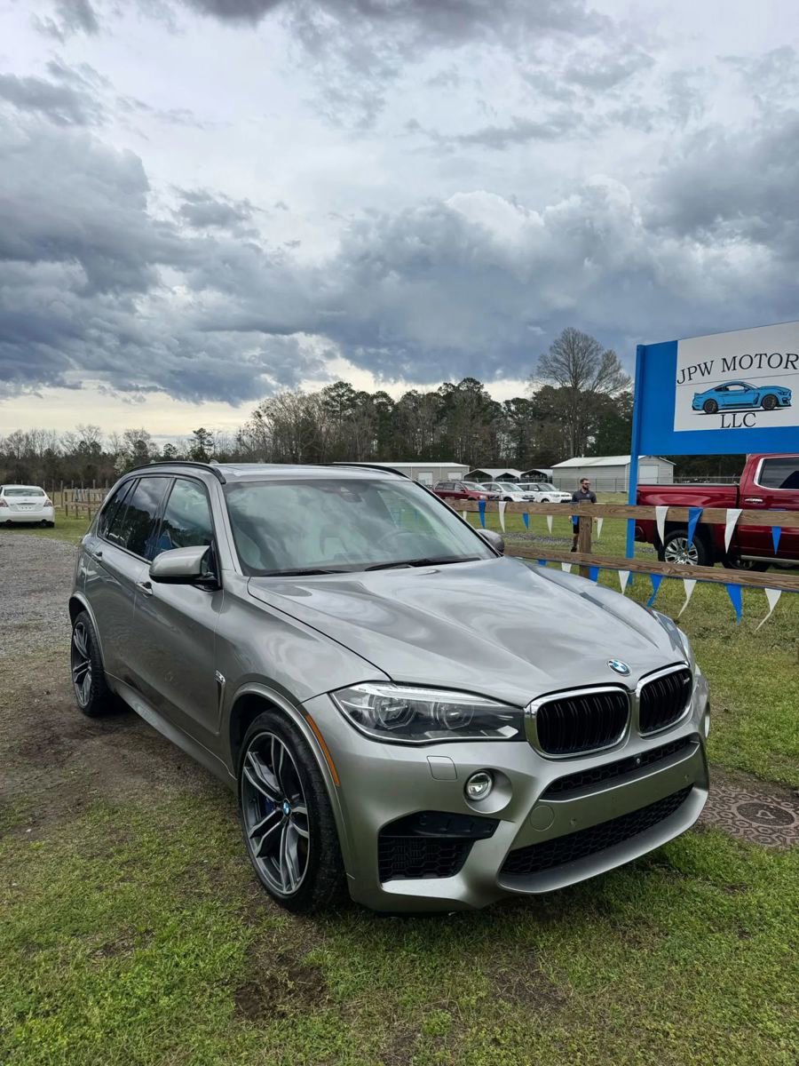 Used 2015 BMW X5 M image 2