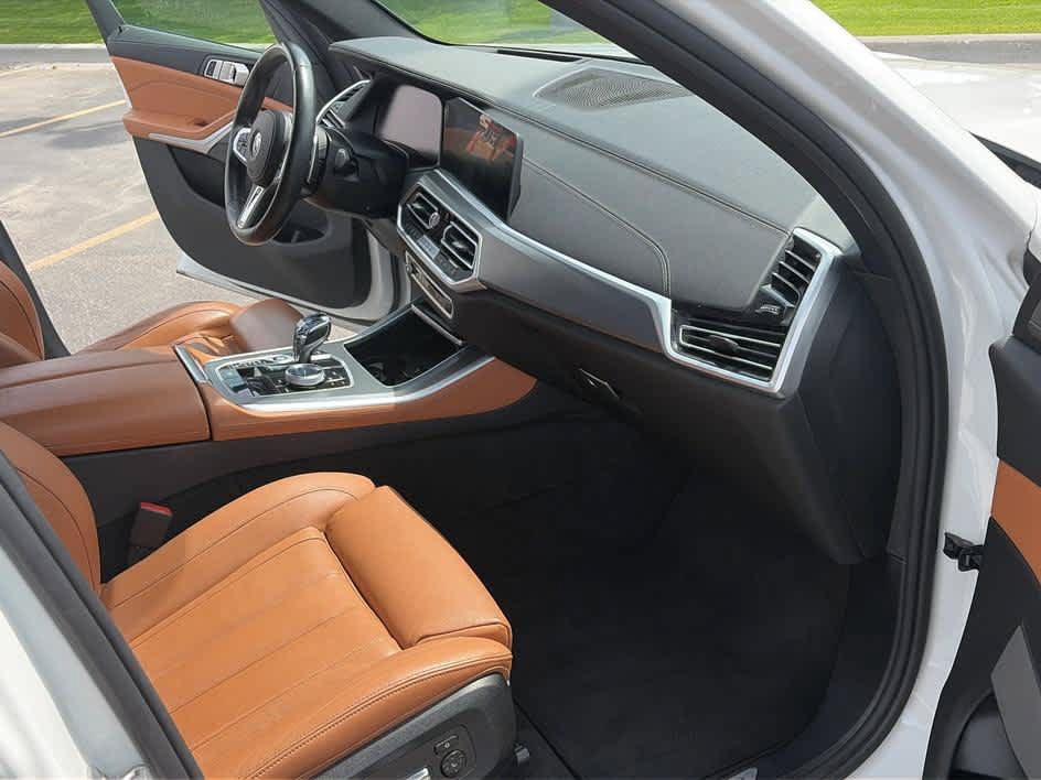 Used 2022 BMW X5 M50i w/ Executive Package AWD/4WD image 29