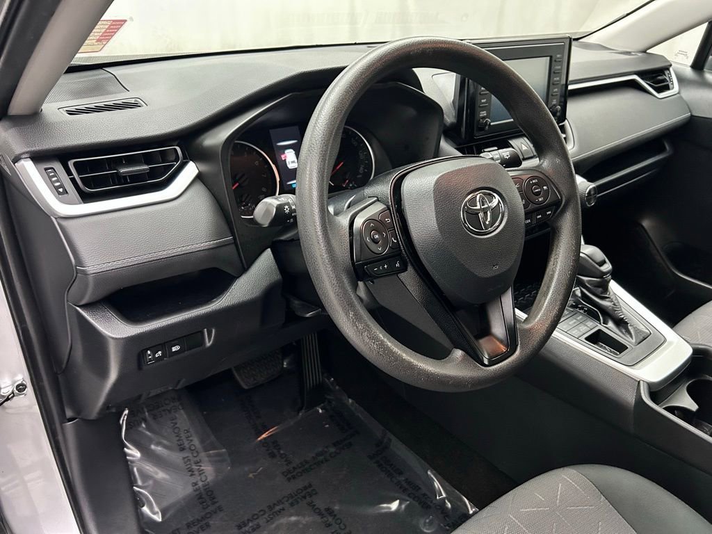 Used 2019 Toyota RAV4 XLE image 11