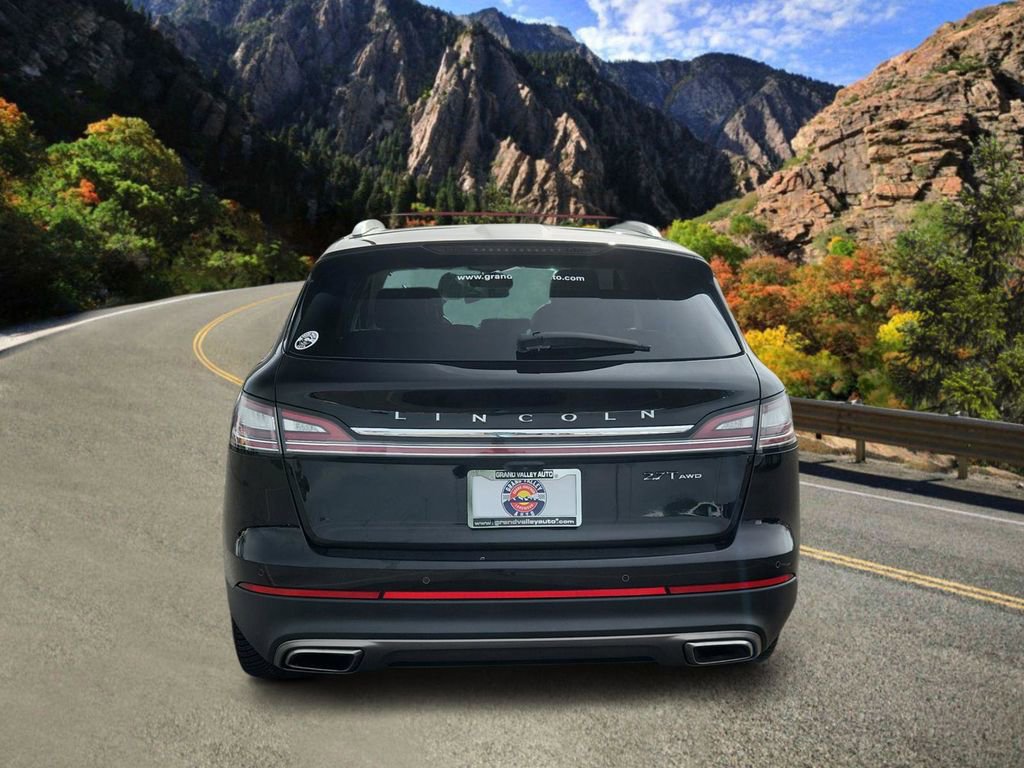 Used 2020 Lincoln Nautilus Black Label w/ Cargo Utility Package image 4