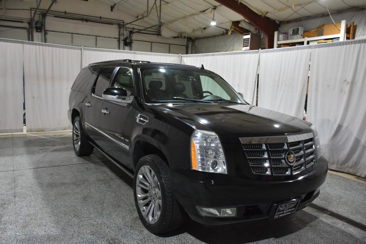 Used 2010 Cadillac Escalade ESV Premium image 23