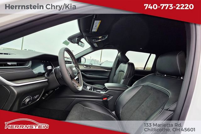 New 2026 Jeep Grand Cherokee Laredo image 22