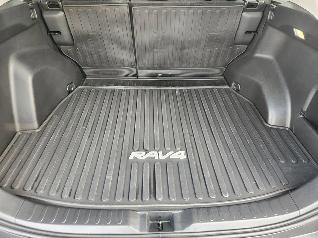 Used 2025 Toyota RAV4 LE image 35