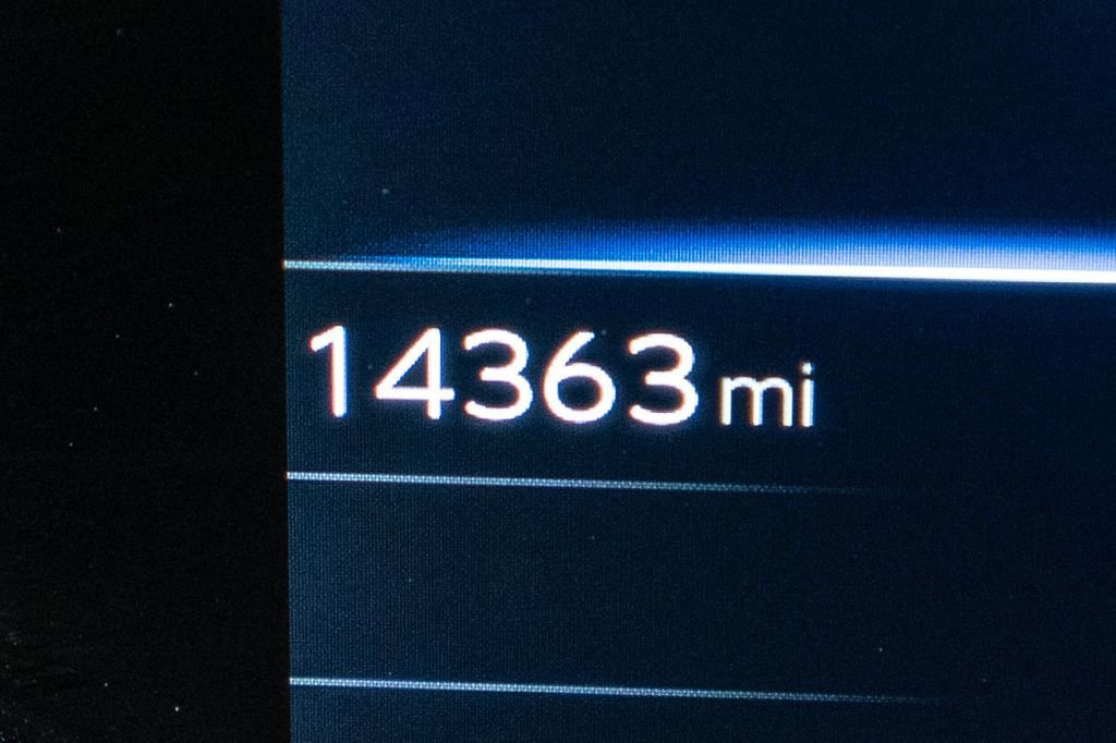 Used 2025 Toyota Prius LE image 17