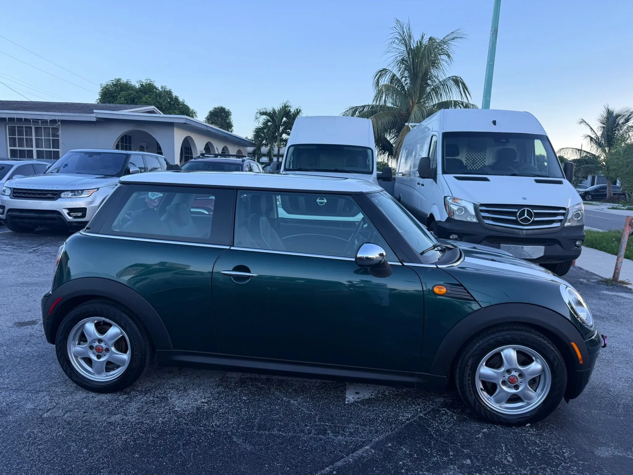 Used 2007 MINI Cooper Hardtop FWD image 6