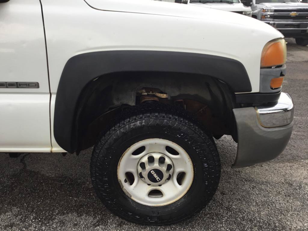 Used 2007 GMC Sierra 2500 W/T RWD image 11