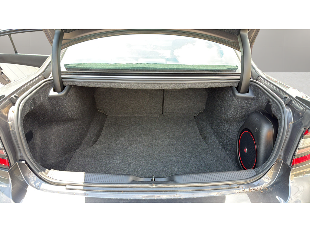 Used 2016 Dodge Charger SXT w/ AWD Plus Group image 18