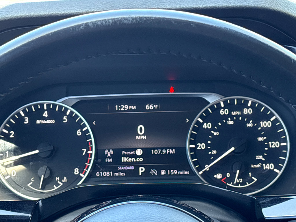 Used 2022 Nissan Pathfinder SV w/ SV Black Package image 5