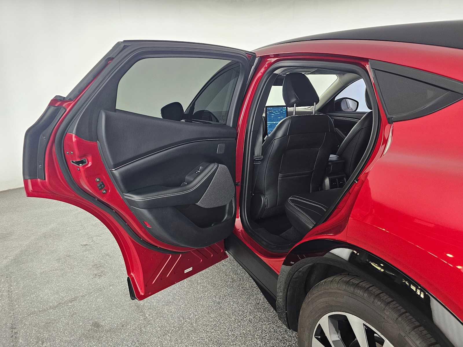 Used 2023 Ford Mustang Mach-E Premium RWD image 15